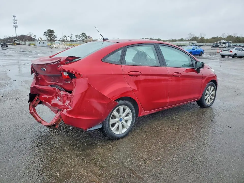 2013 FORD FIESTA SE  