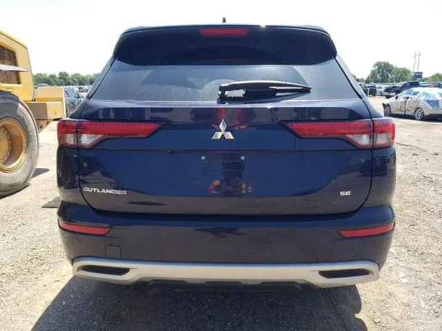 2024 MITSUBISHI OUTLANDER SE  