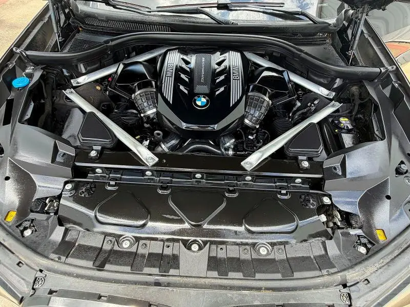 2022 BMW X7 M50I  