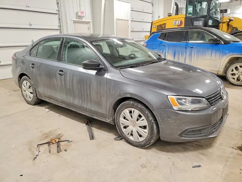 2013 VOLKSWAGEN JETTA BASE  