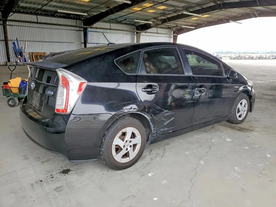 2012 TOYOTA PRIUS THREE  