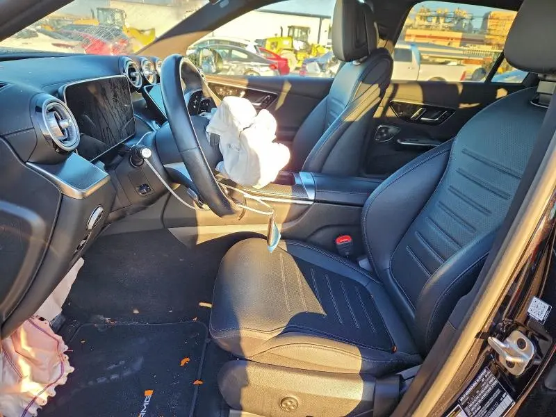 2025 MERCEDES-BENZ GLC 300 4MATIC  