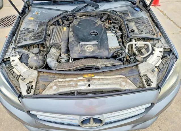 2016 MERCEDES-BENZ C 300  