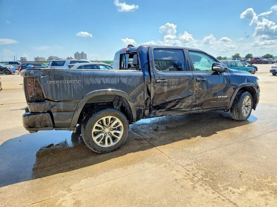 2020 RAM 1500 LARAMIE  