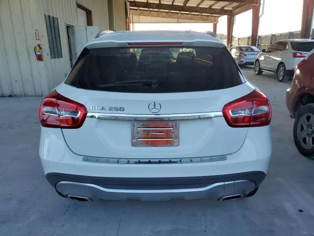 2018 MERCEDES-BENZ GLA 250  