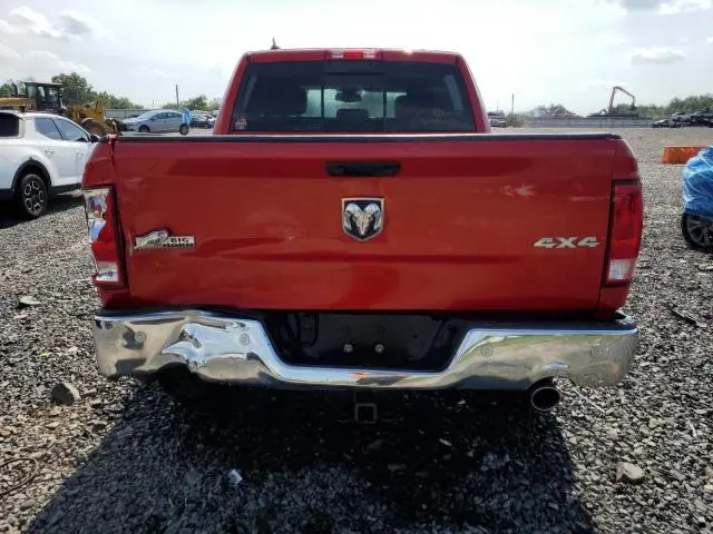 2016 RAM 1500 SLT  