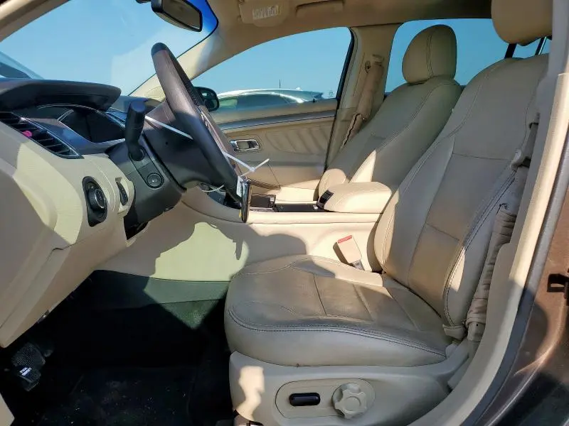 2015 FORD TAURUS SEL  