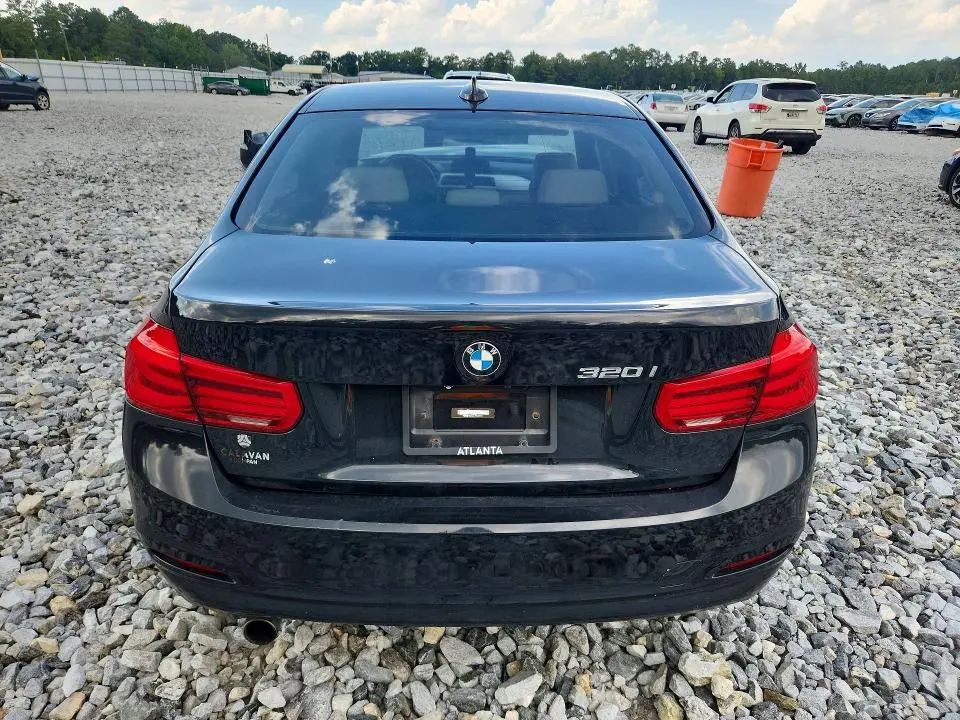 2018 BMW 320 I  