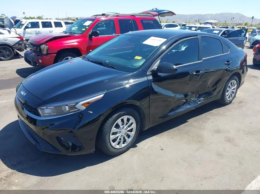 2023 KIA FORTE LX