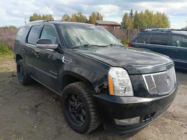 2013 CADILLAC ESCALADE PREMIUM  
