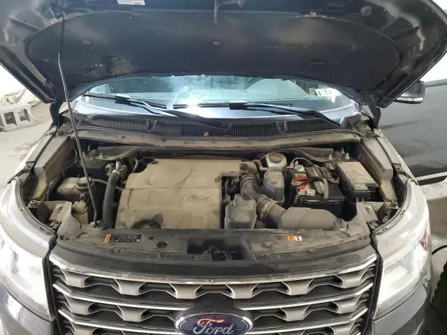 2017 FORD EXPLORER XLT  