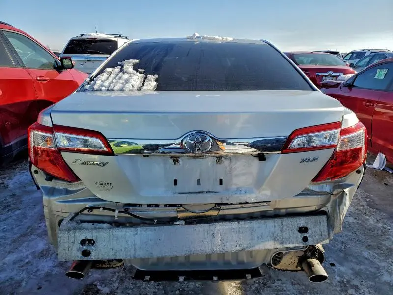 2012 TOYOTA CAMRY SE  