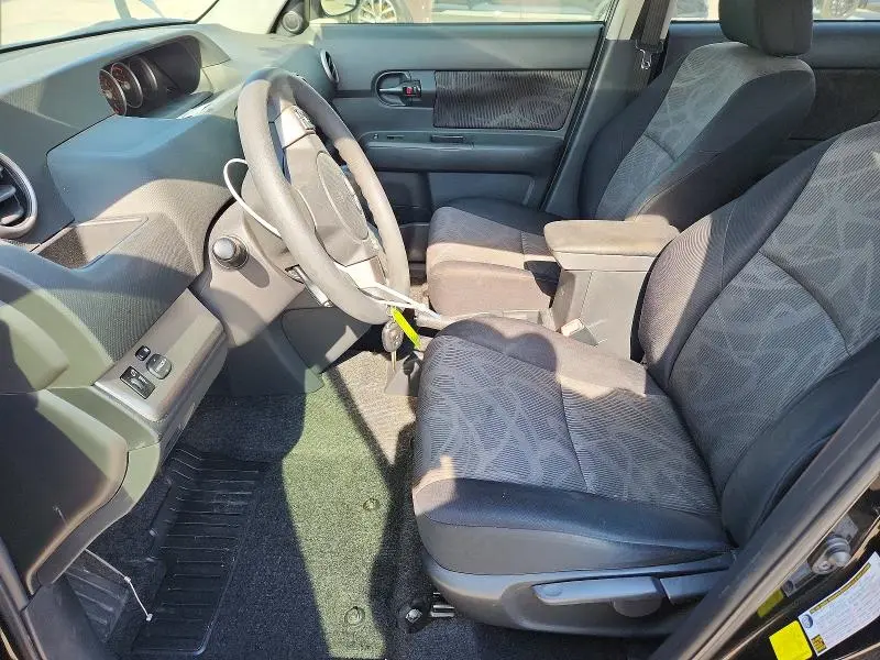 2015 SCION XB BASE  