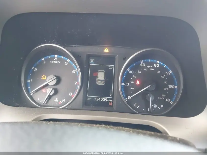 2017 TOYOTA RAV4 XLE