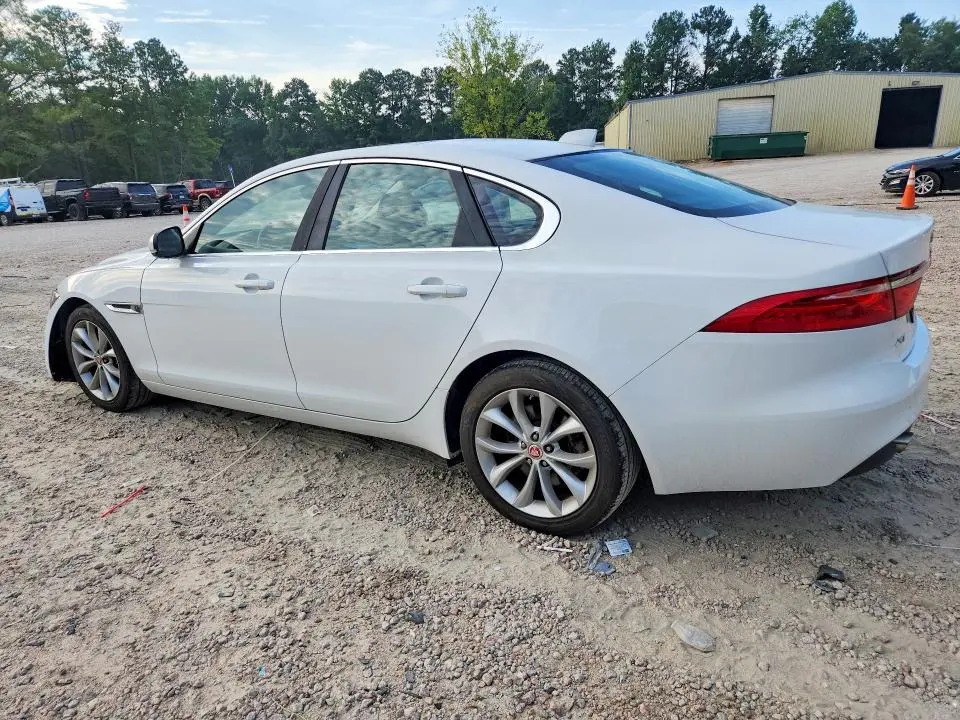 2019 JAGUAR XF PREMIUM  