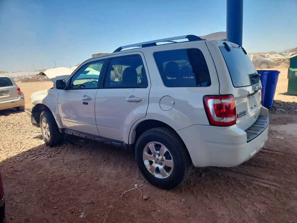 2011 FORD ESCAPE LIMITED  