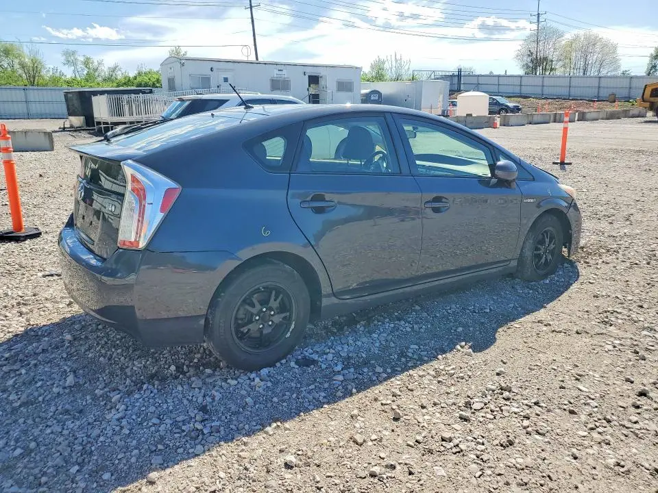 2014 TOYOTA PRIUS TWO  
