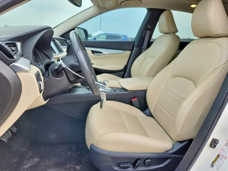 2019 INFINITI QX50 LUXE  