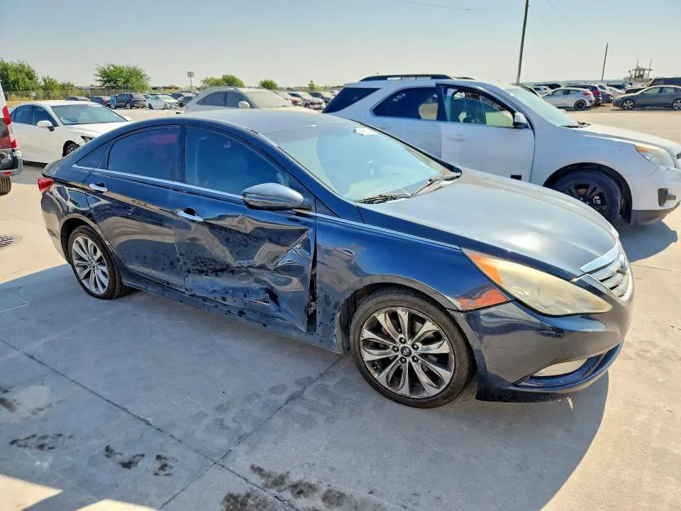 2013 HYUNDAI SONATA SE  