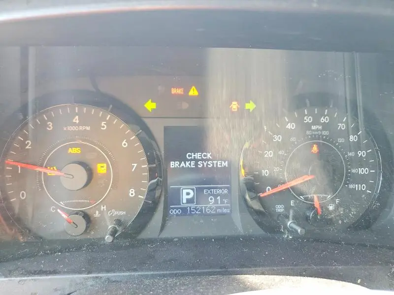 2015 TOYOTA SIENNA LE  