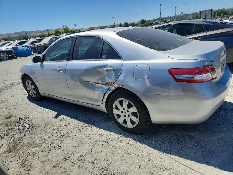 2010 TOYOTA CAMRY LE  