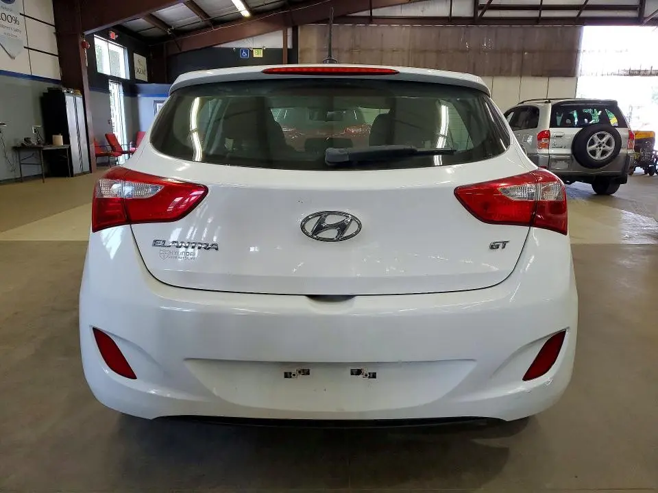 2016 HYUNDAI ELANTRA GT BASE  