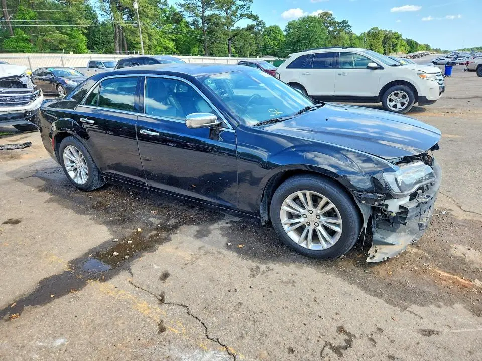 2015 CHRYSLER 300C   