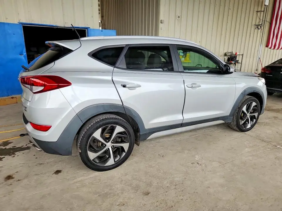 2017 HYUNDAI TUCSON SPORT  