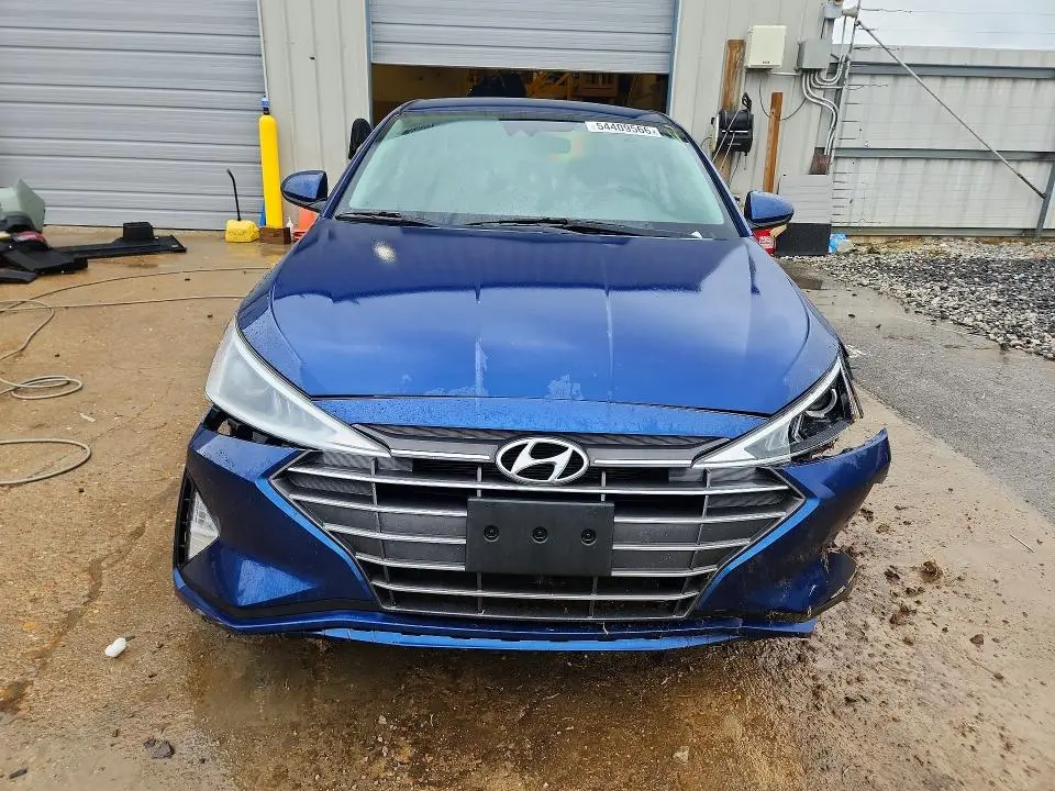 2019 HYUNDAI ELANTRA SEL  