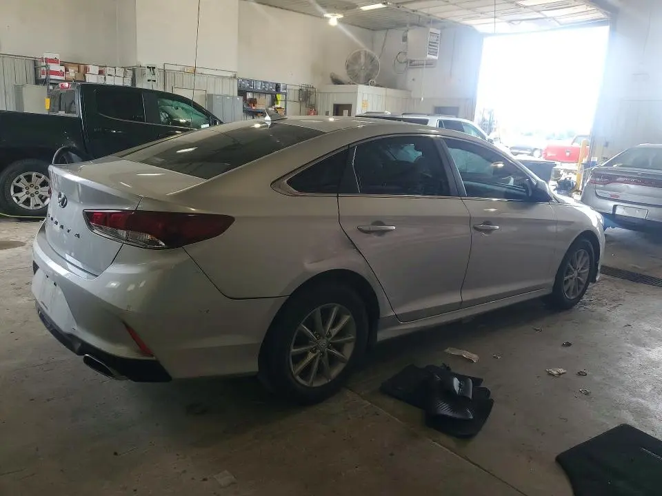 2019 HYUNDAI SONATA SE  