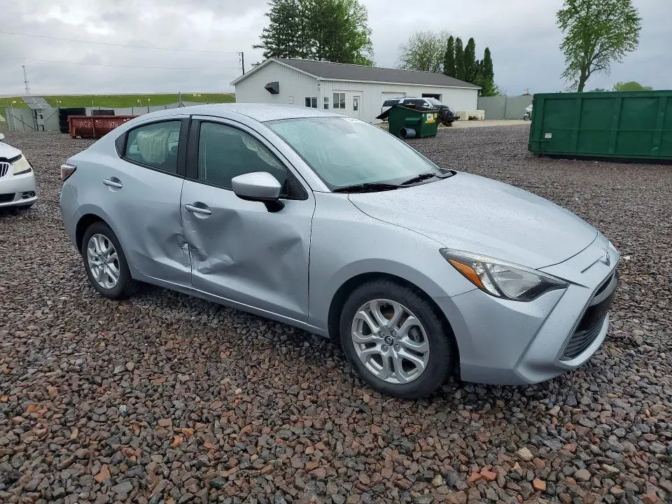 2017 TOYOTA YARIS IA BASE  