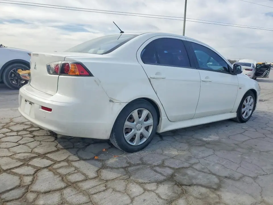 2014 MITSUBISHI LANCER ES  