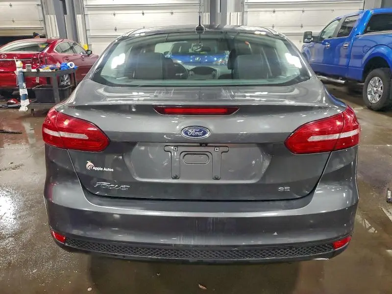 2018 FORD FOCUS SE  
