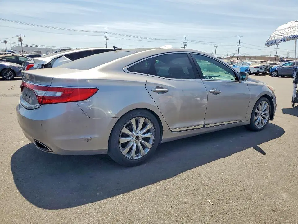 2012 HYUNDAI AZERA BASE  