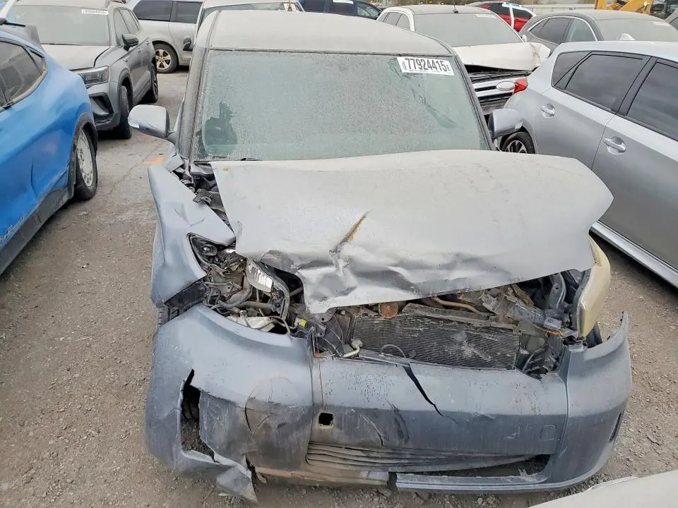 2010 TOYOTA SCION   