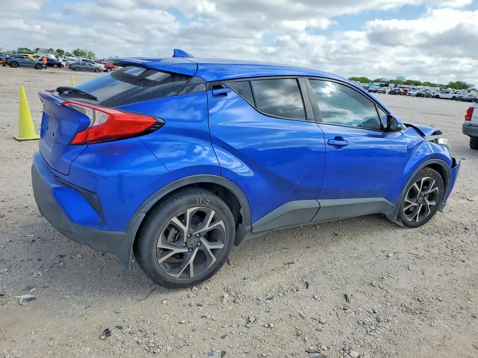 2018 TOYOTA C-HR XLE PREMIUM  