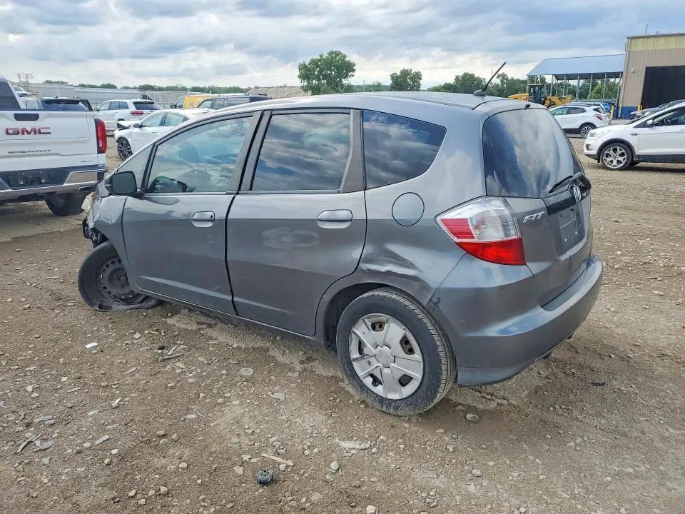 2013 HONDA FIT   
