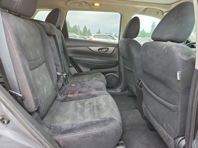 2015 NISSAN ROGUE SV  