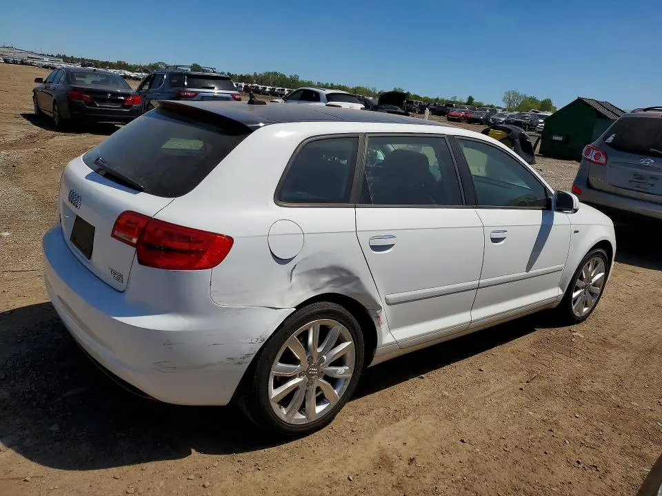 2011 AUDI A3 PREMIUM  