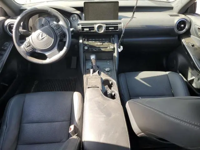 2022 LEXUS IS 300  
