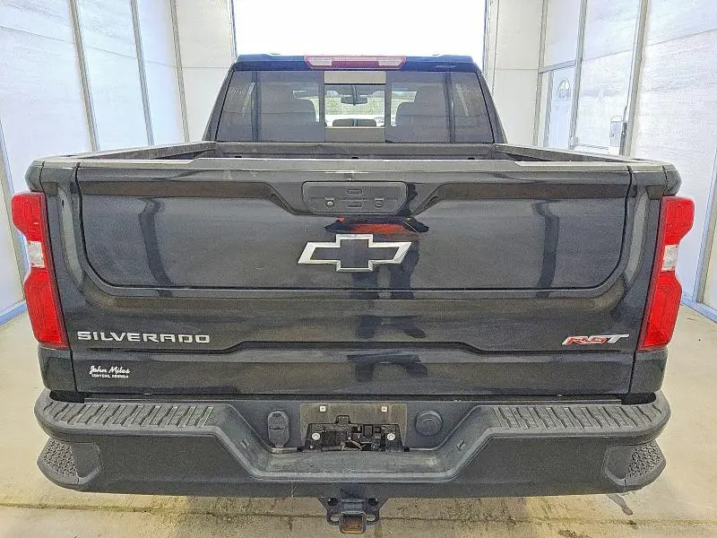 2021 CHEVROLET SILVERADO C1500 RST  