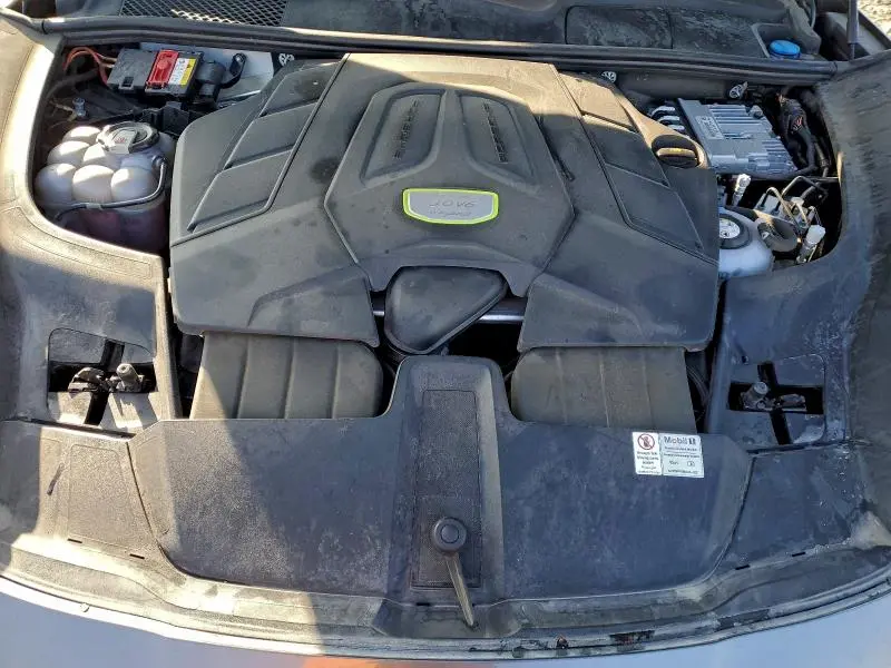 2019 PORSCHE CAYENNE SE HYBRID  