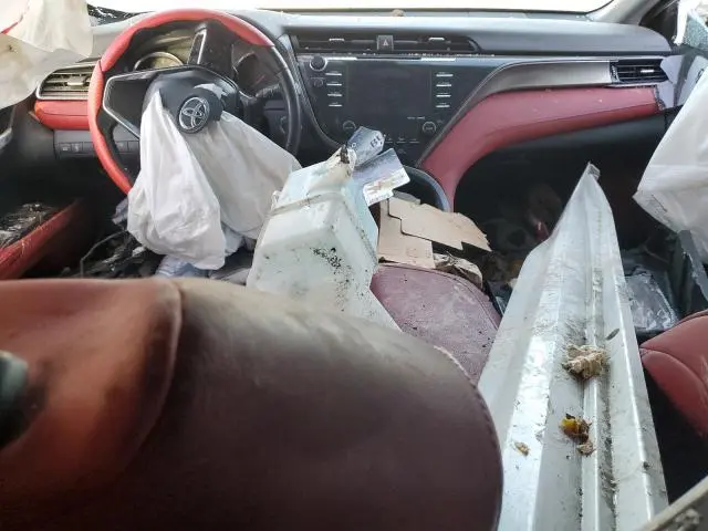 2020 TOYOTA CAMRY XSE  