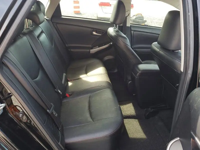 2013 TOYOTA PRIUS PERSONA SERIES SE  