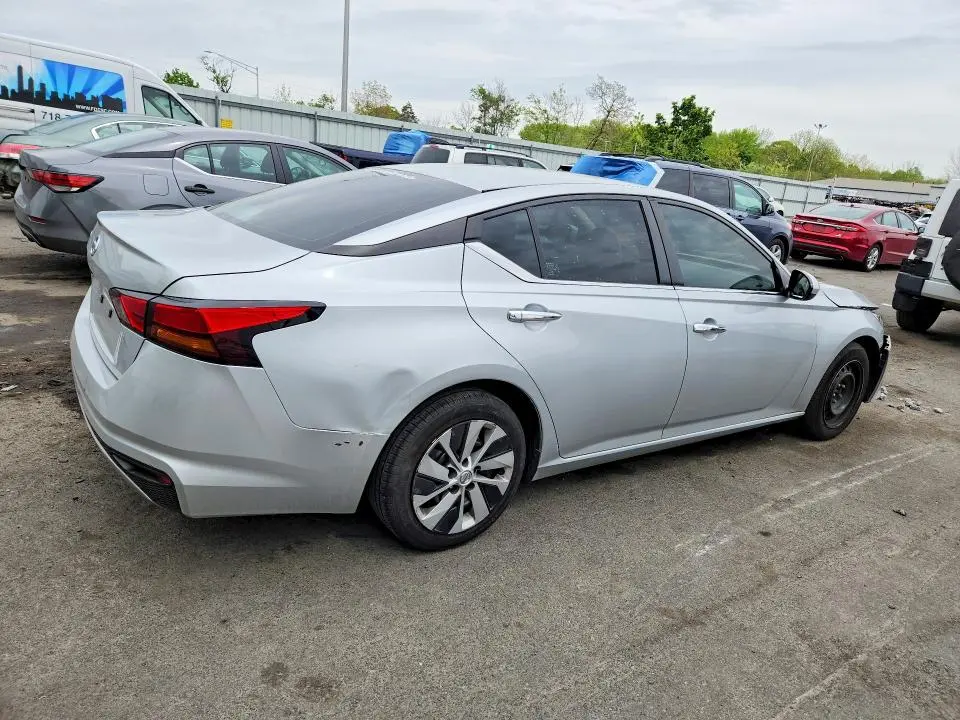 2022 NISSAN ALTIMA S  