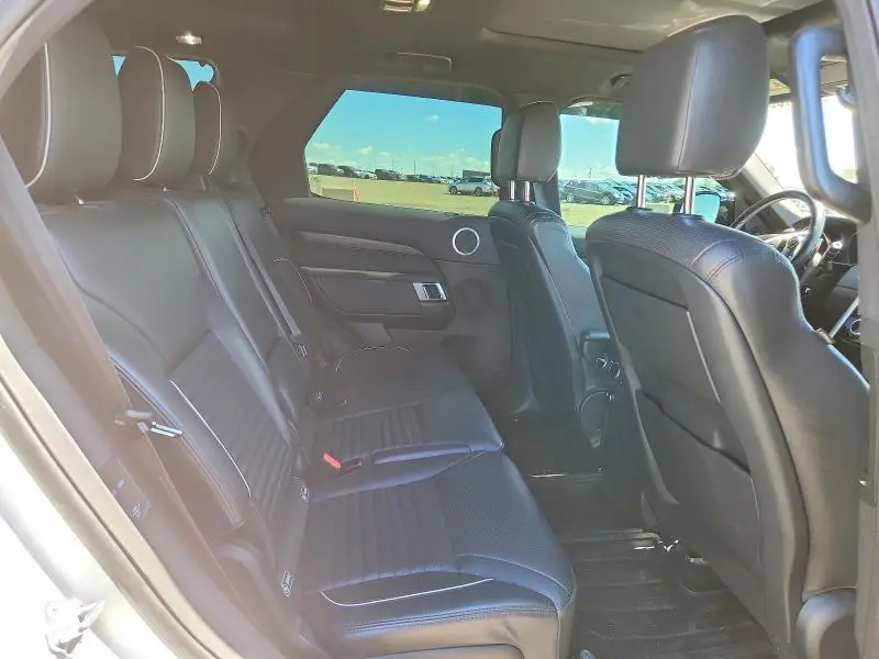 2017 LAND ROVER DISCOVERY HSE  