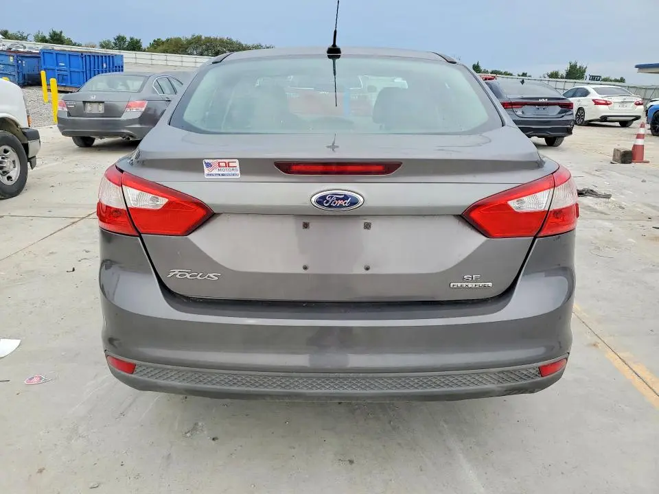 2014 FORD FOCUS SE  