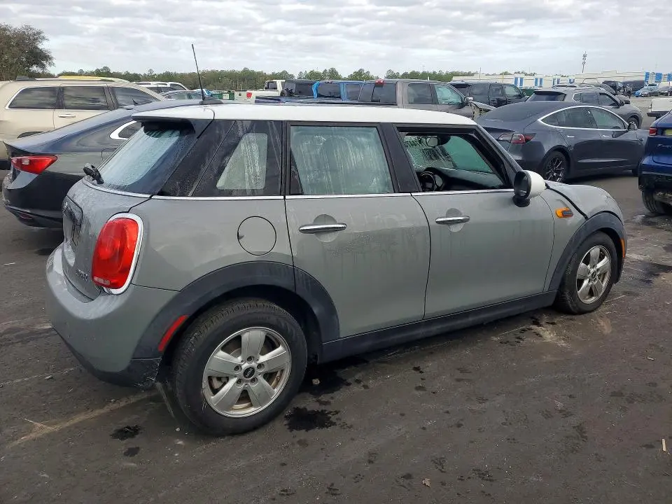 2016 MINI COOPER   