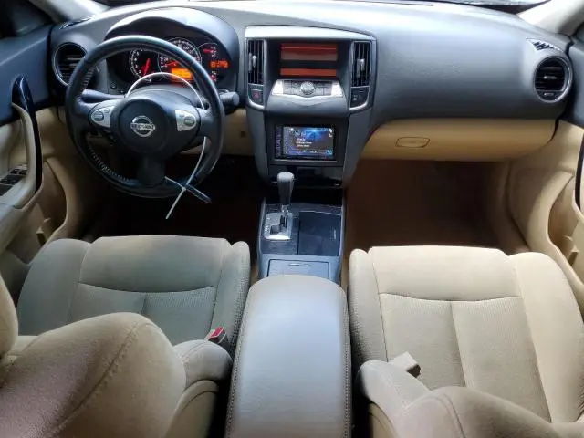 2011 NISSAN MAXIMA S  