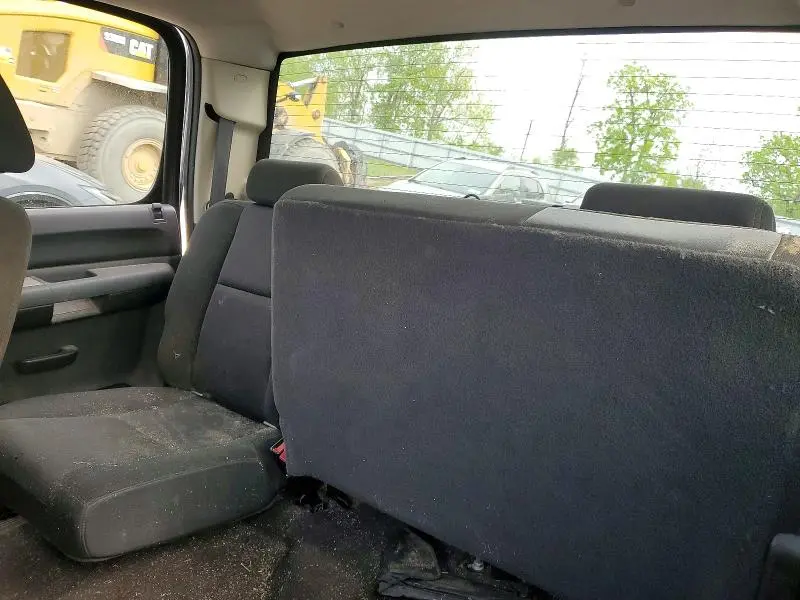 2010 GMC SIERRA K2500 SLE  